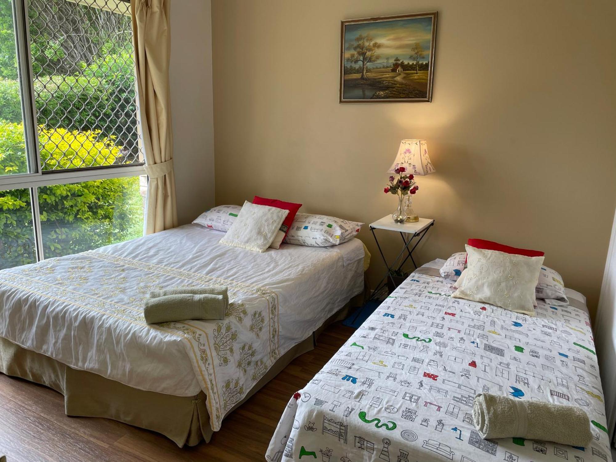 Theme Parks Amituofo Homestay Gold Coast Exterior foto