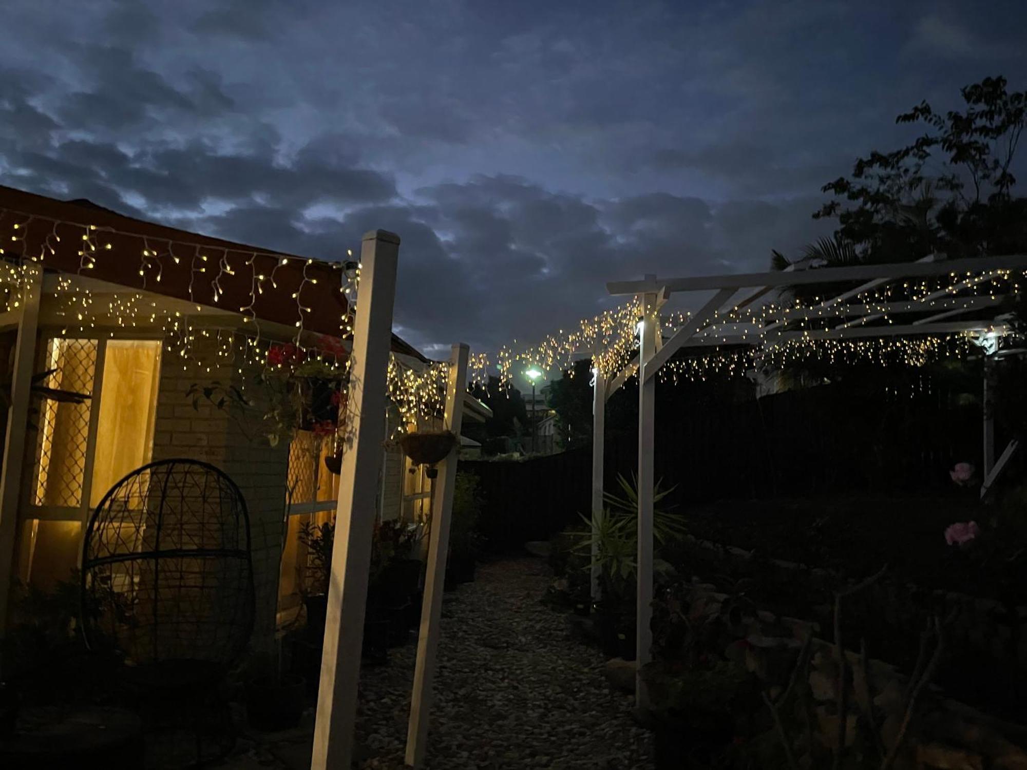 Theme Parks Amituofo Homestay Gold Coast Exterior foto
